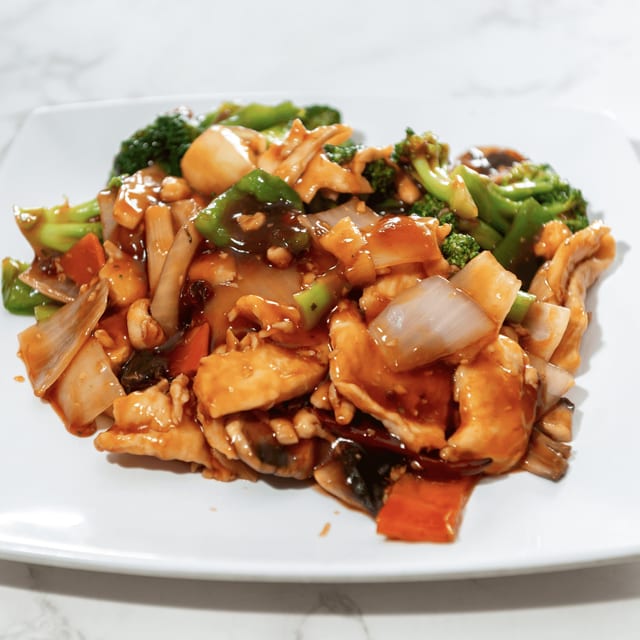 Chicken with Garlic Sauce / 鱼香鸡.